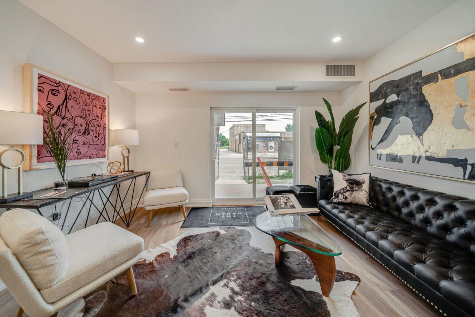 The Urban Suites Tecumseh Windsor Luxury Apartment Rentals